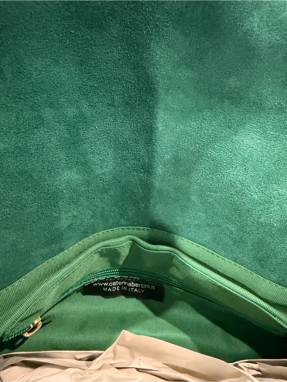 Textured Green Crochet Crossbody with Gold Chain Strap - Picture 6 of 7